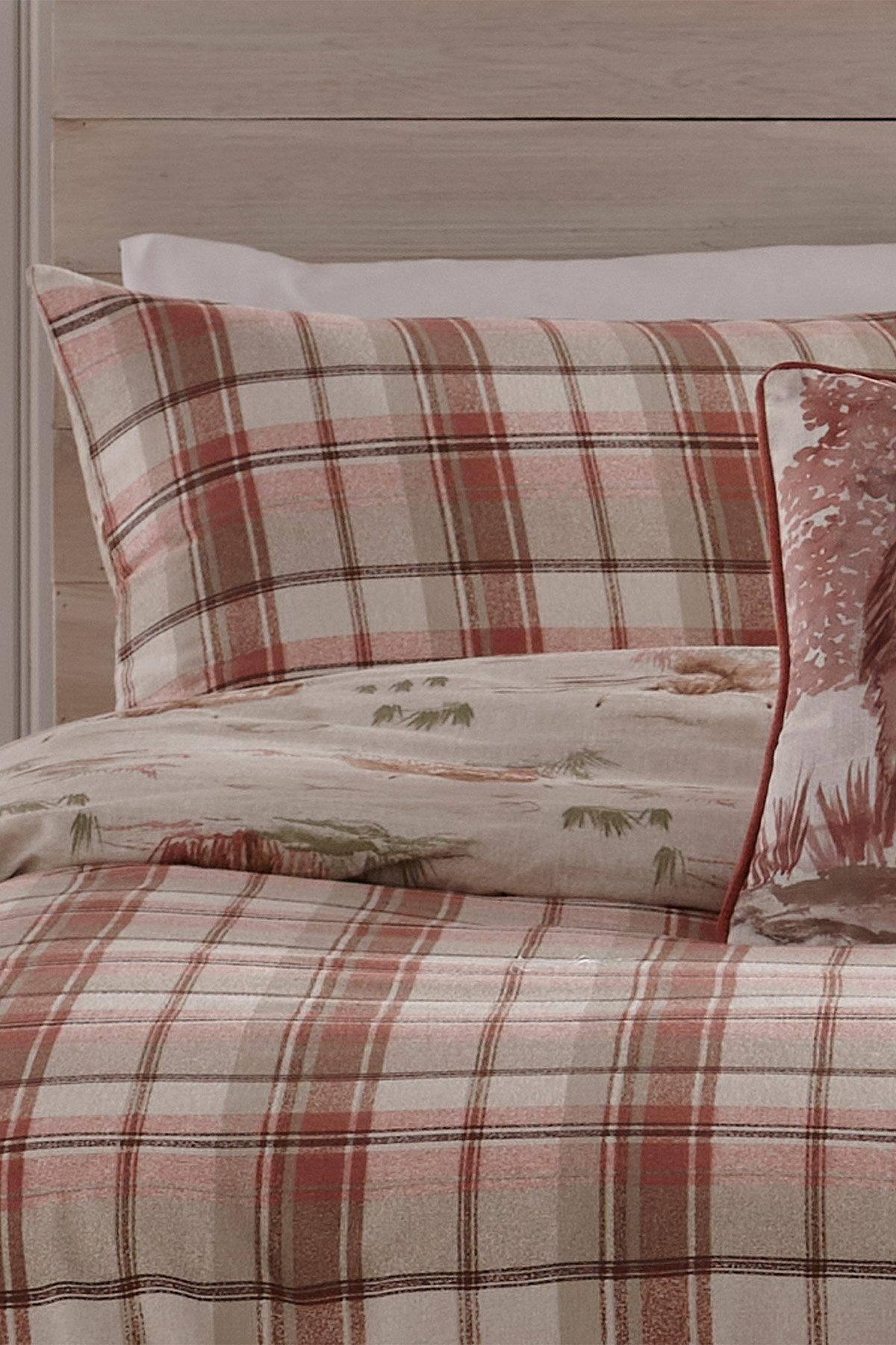 Dreams & Drapes 'Hanson Highland Cow' Brushed Cotton Duvet Cover Set in Terracotta 4