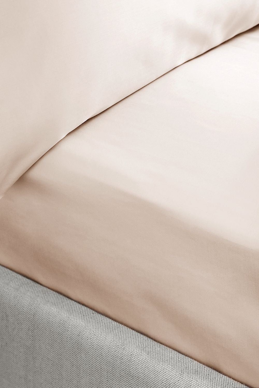 Bianca 400 Thread Count Cotton Sateen 36cm Depth Sheet in Natural