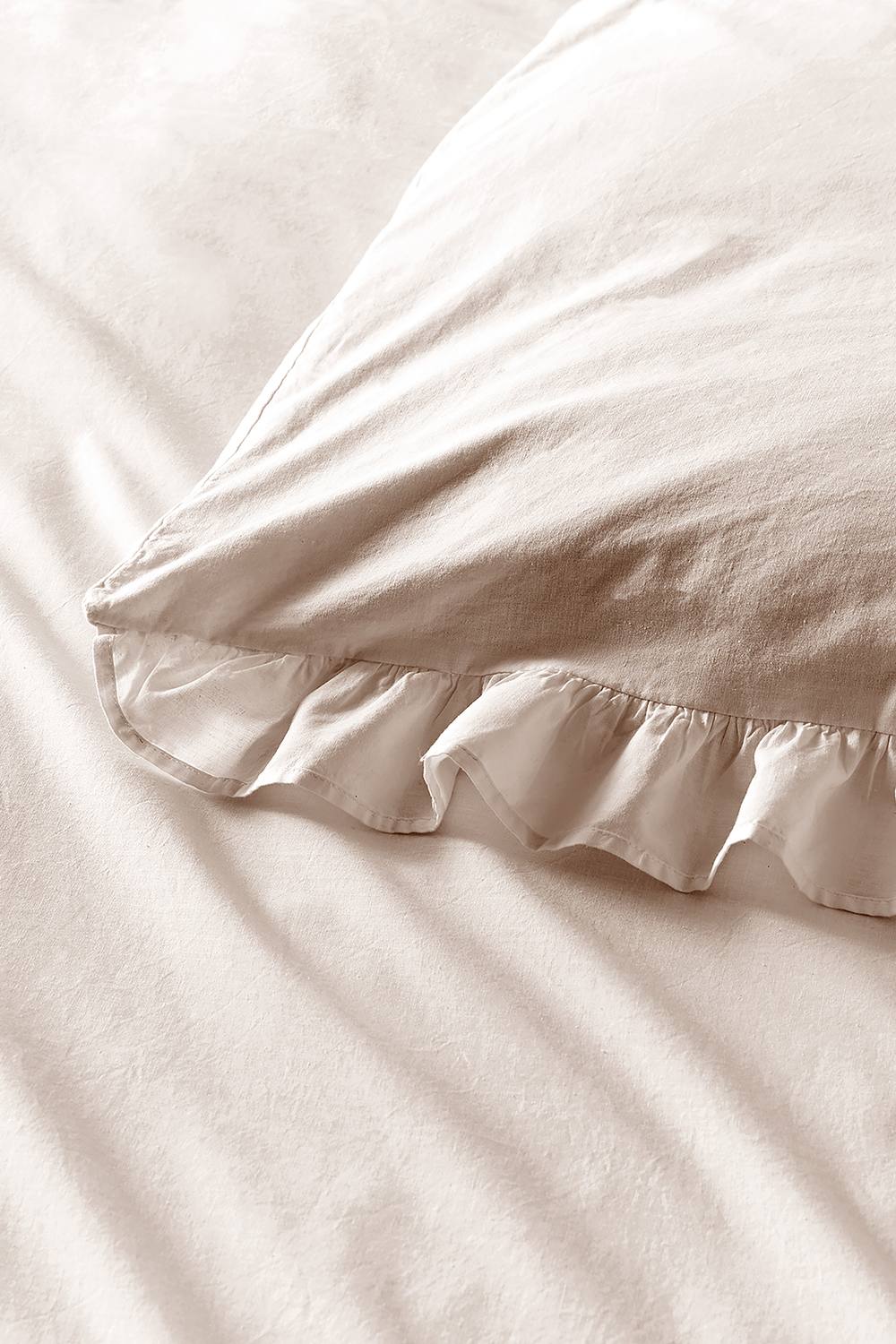 Appletree 'Cassia Frill' 100% Cotton Relaxed Look Duvet Cover Set in Natural 3