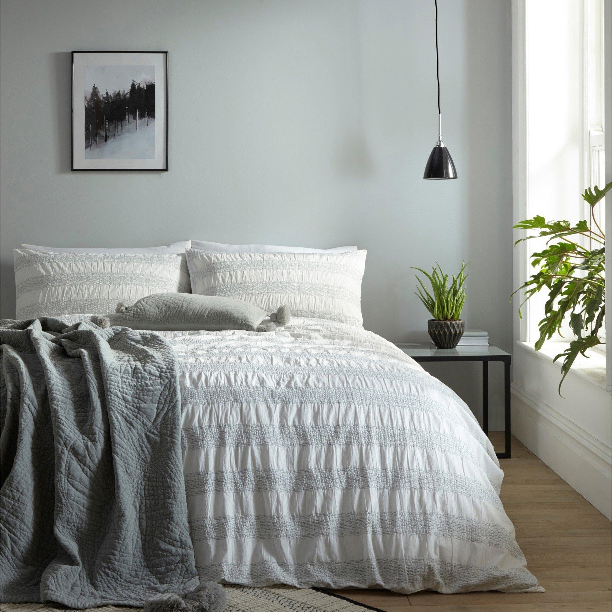 Karie Jacquard Double Duvet Set