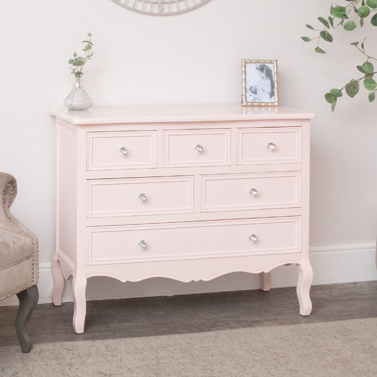 Melody Maison Large Pink 6 Drawer Chest Of Drawers - Sophia Pink Range in Pale Pink