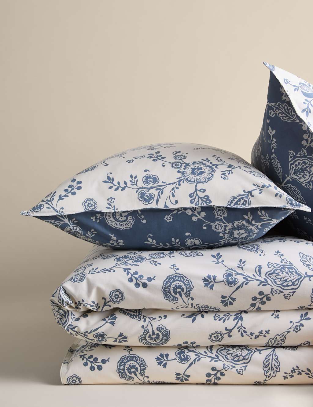 M&S Cotton Rich Trailing Floral Bedding Set Slate Blue