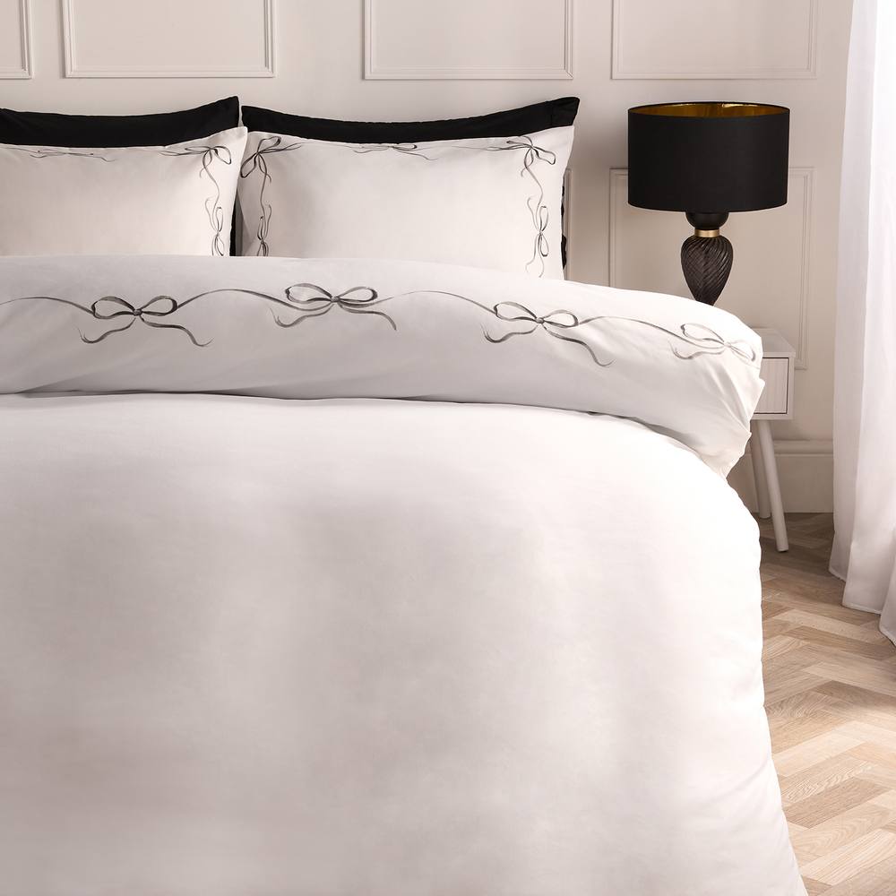 OHS Bow Border Bedding Set Microfibre Duvet Cover with Pillowcase in Black