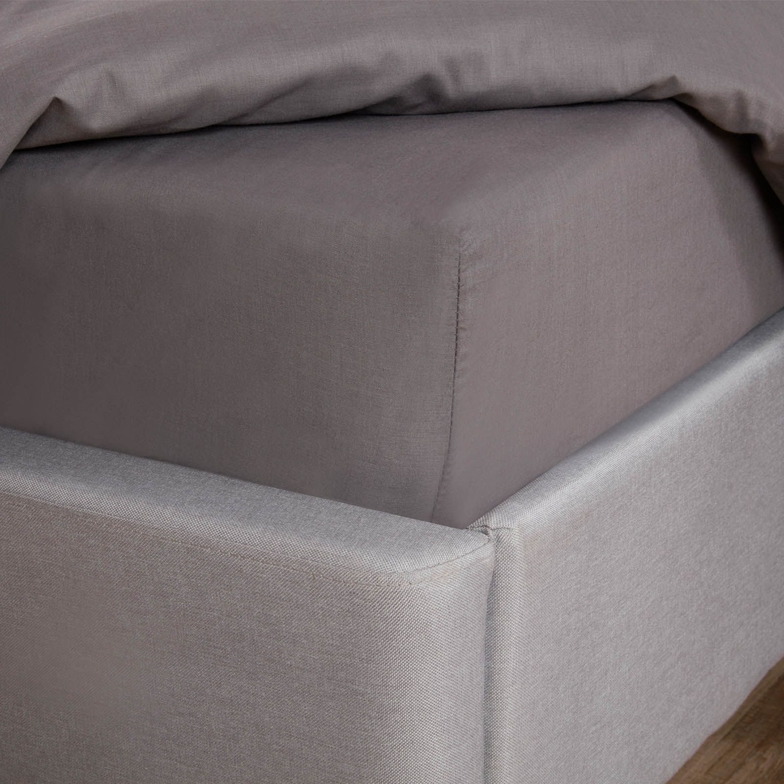 OHS Polycotton 30 Deep Elasticated Fitted Bed Sheet in Dark Grey | Size: King Fitted