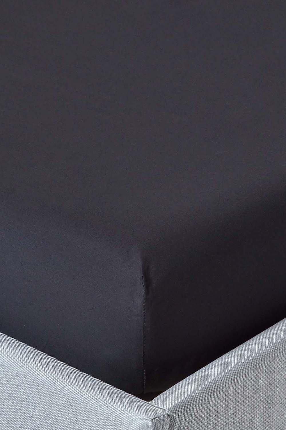 Homescapes Egyptian Cotton Fitted Sheet 12 inch 200 Thread Count in Black