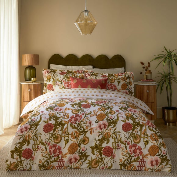 Ishana Reversible Duvet Cover and Pillowcase Set