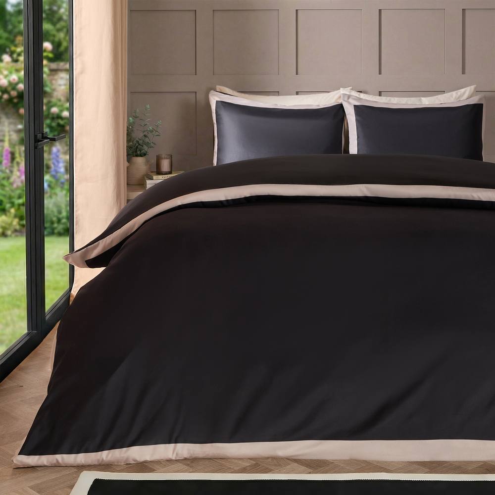 OHS Contrast Border Microfibre Bedding Set Duvet Cover with Pillowcase in Jet Black