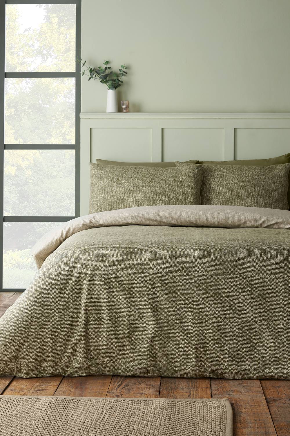 Catherine Lansfield 'Brushed Herringbone' Cotton Reversible Duvet Cover Set in Green