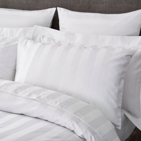 Hotel Stripe 230 Thread Count 100% Cotton Standard Pillowcase Pair