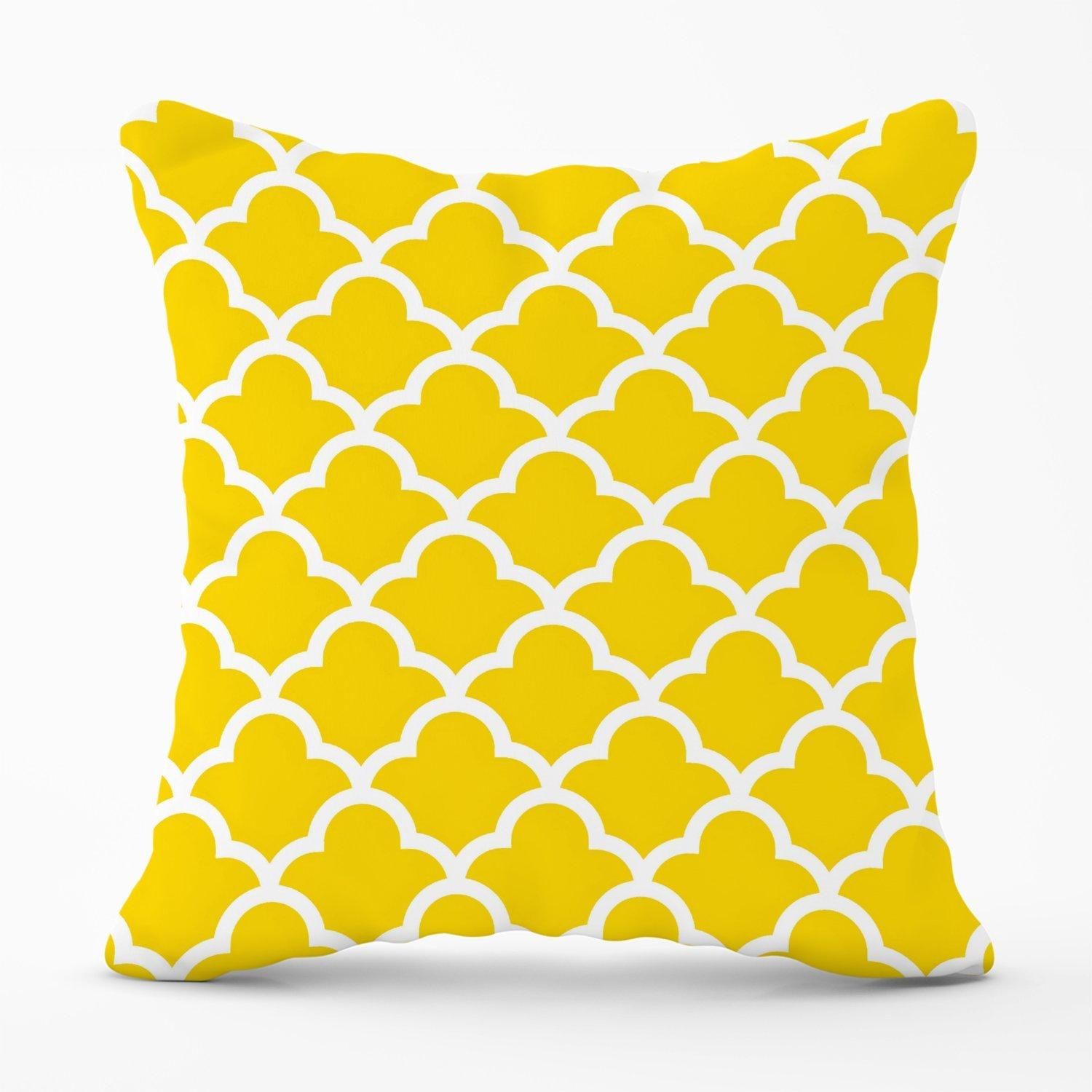 Warren Reed - Designer Geometric Yellow Quatrefoil Wave Outdoor Cushion