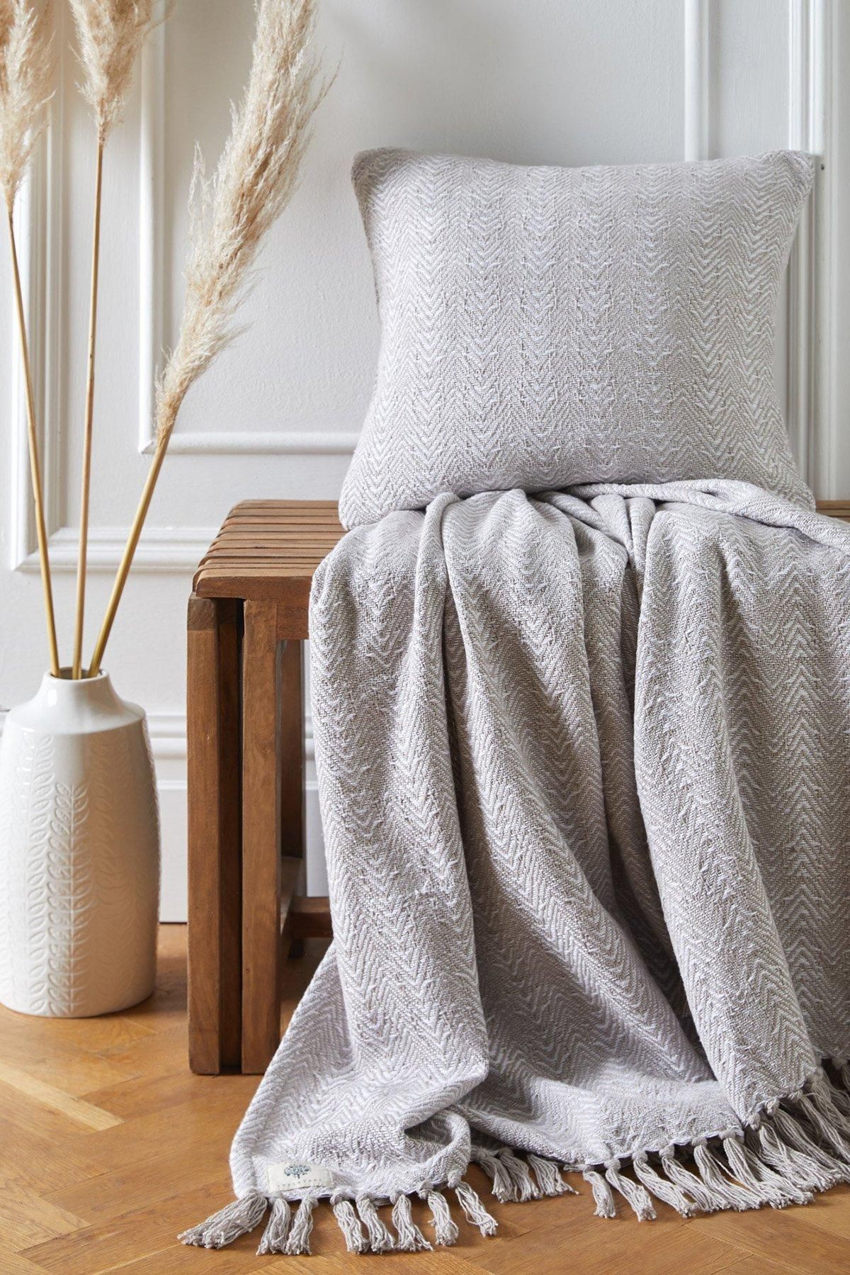 Appletree 'Herringbone' Filled Cushion 100% Cotton With Textured Weave in Natural 4