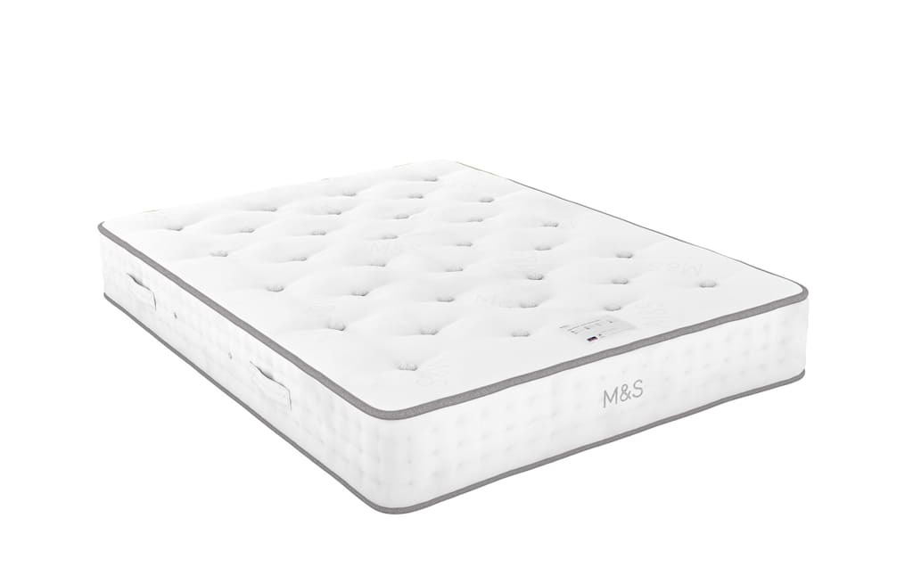 M&S 2500 British Wool Pocket Spring Medium Mattress White