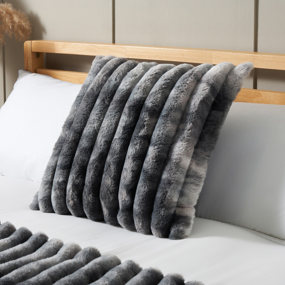Marled Rib Cushion, Grey