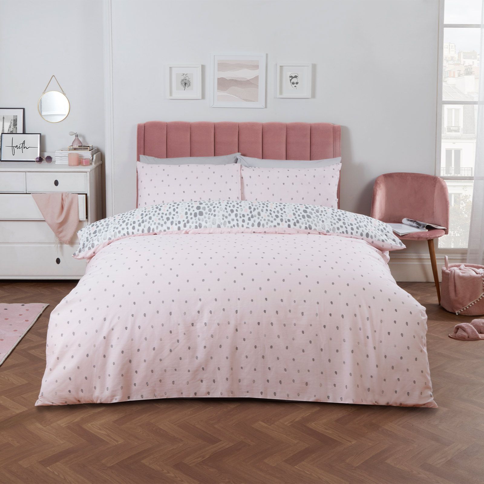 OHS Dalmatian Print Duvet Cover with Pillowcase Set in Light Pink