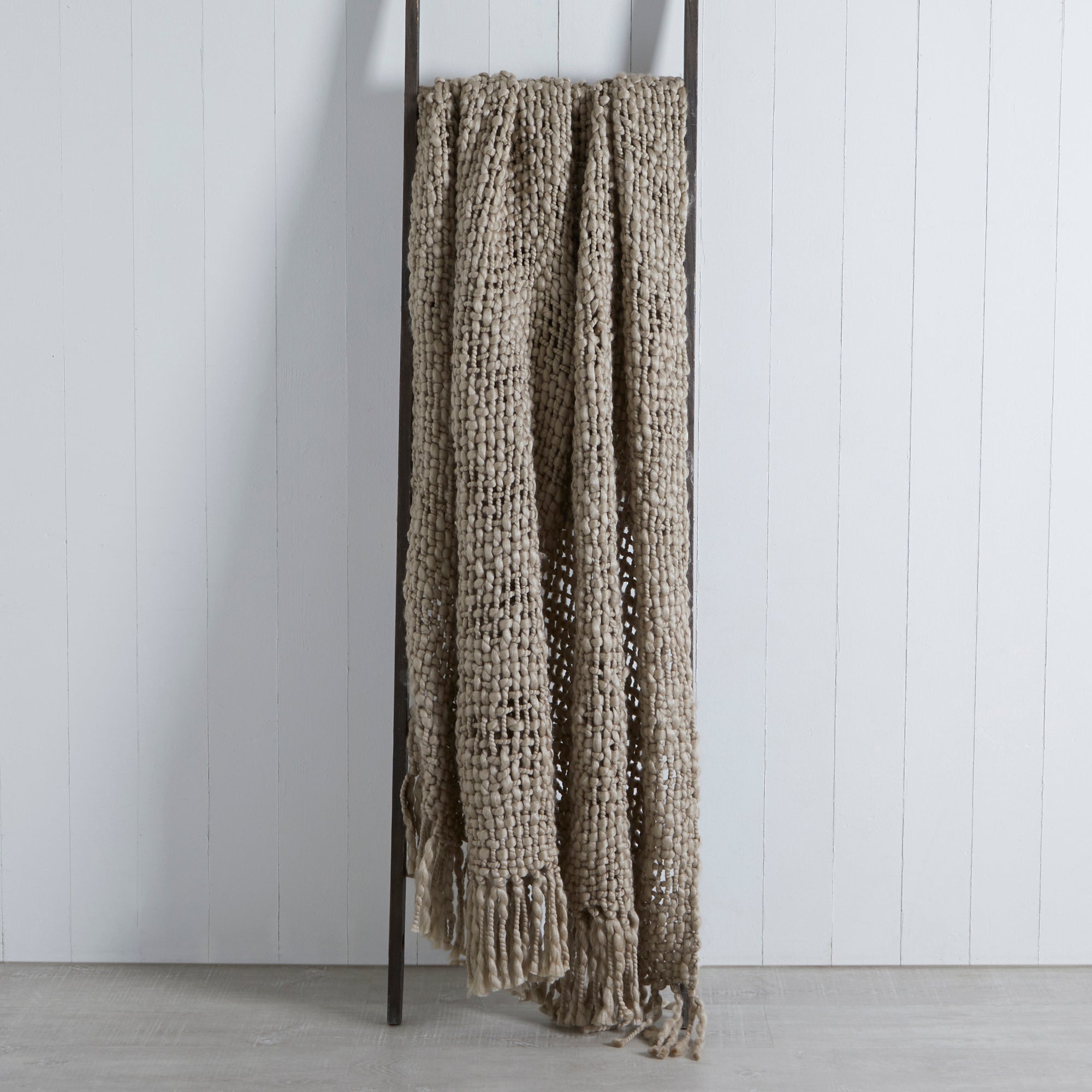 Freya Chunky Knit 130cm x 180cm Throw Brown