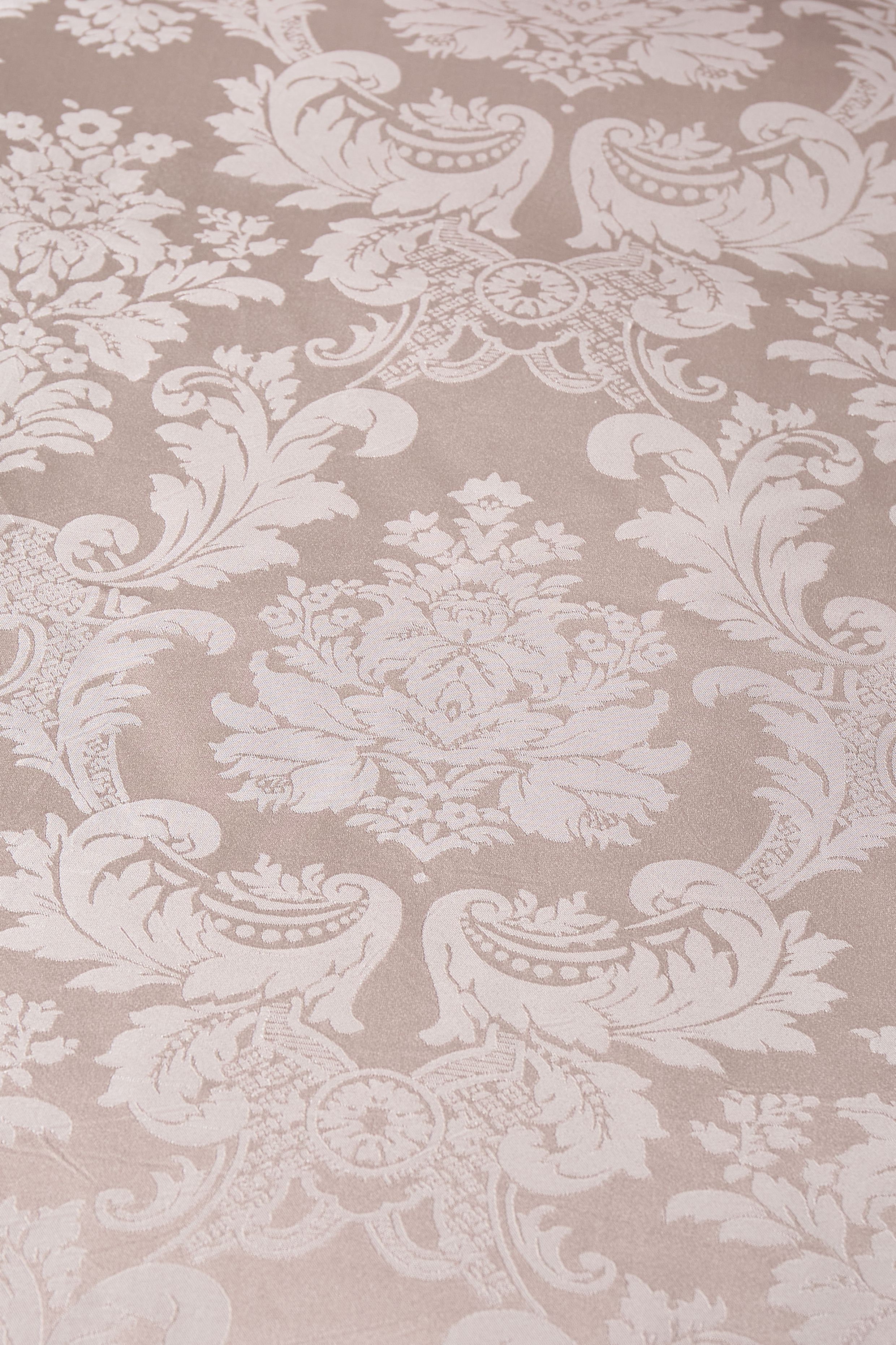 Catherine Lansfield Damask Jacquard Duvet Set in Gold 4