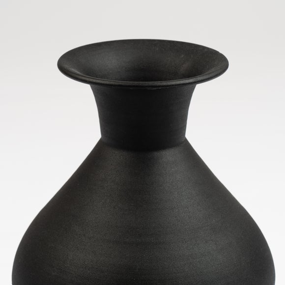 Iron Collared Vase 2