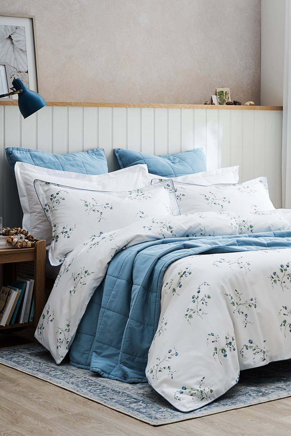 CHRISTY 'Forget Me Not' Wildflower Design Cotton Sateen Duvet Cover Set in Blue