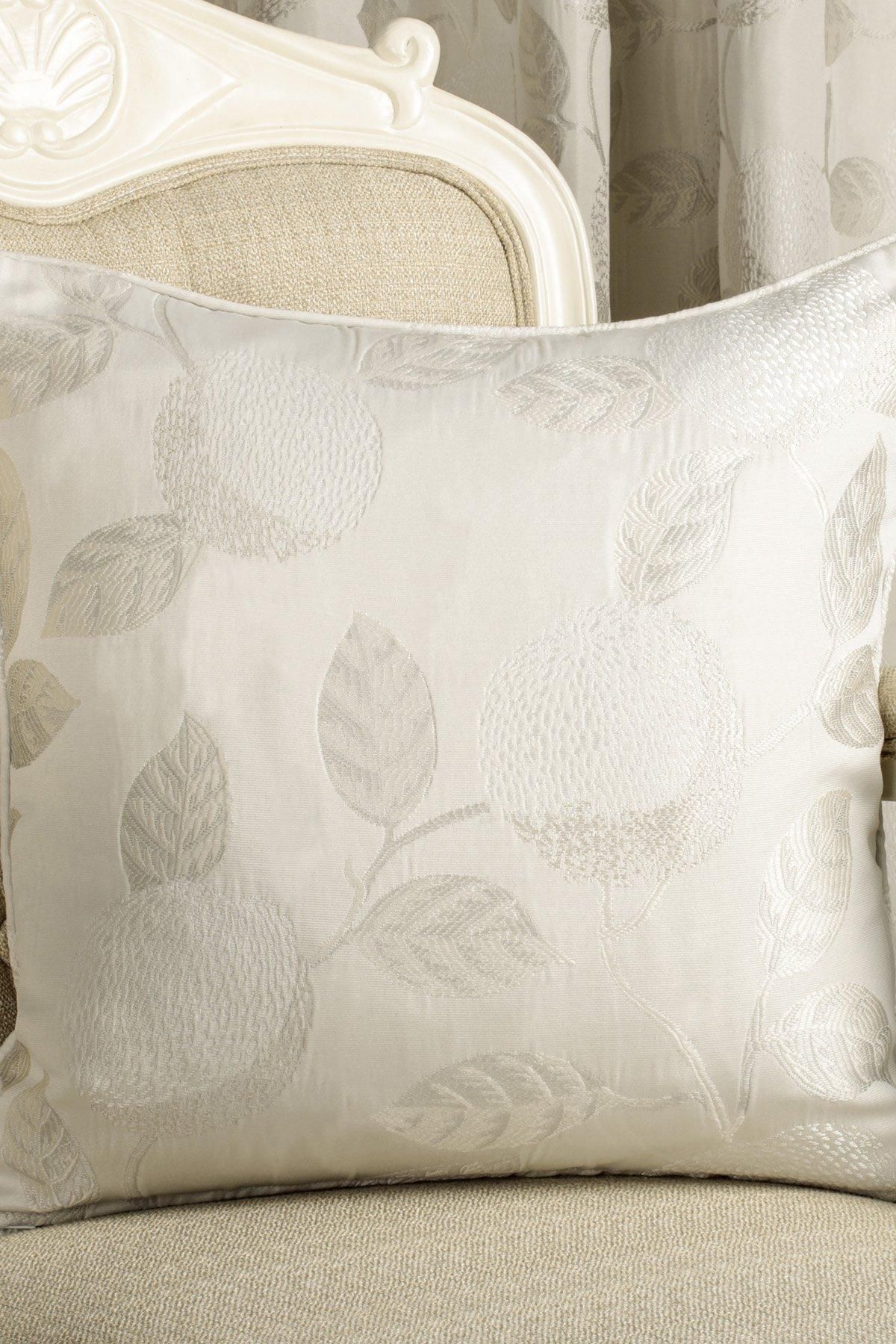 Curtina 'Bramford' Woven Filled Cushion in Natural