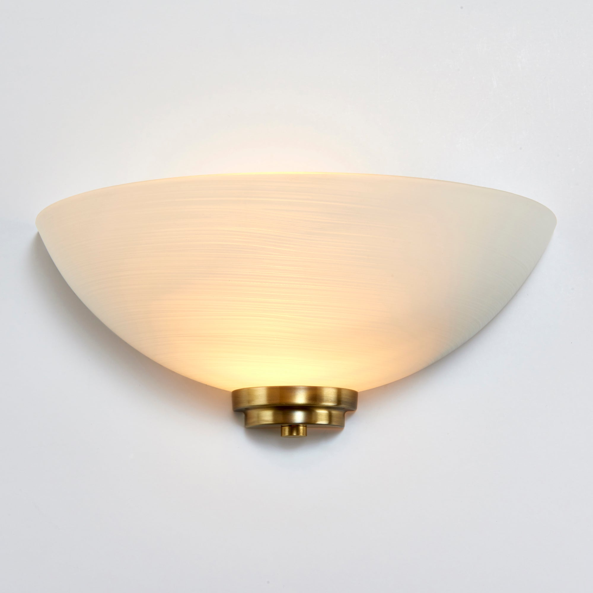 Vogue Welles Frosted Glass Wall Light