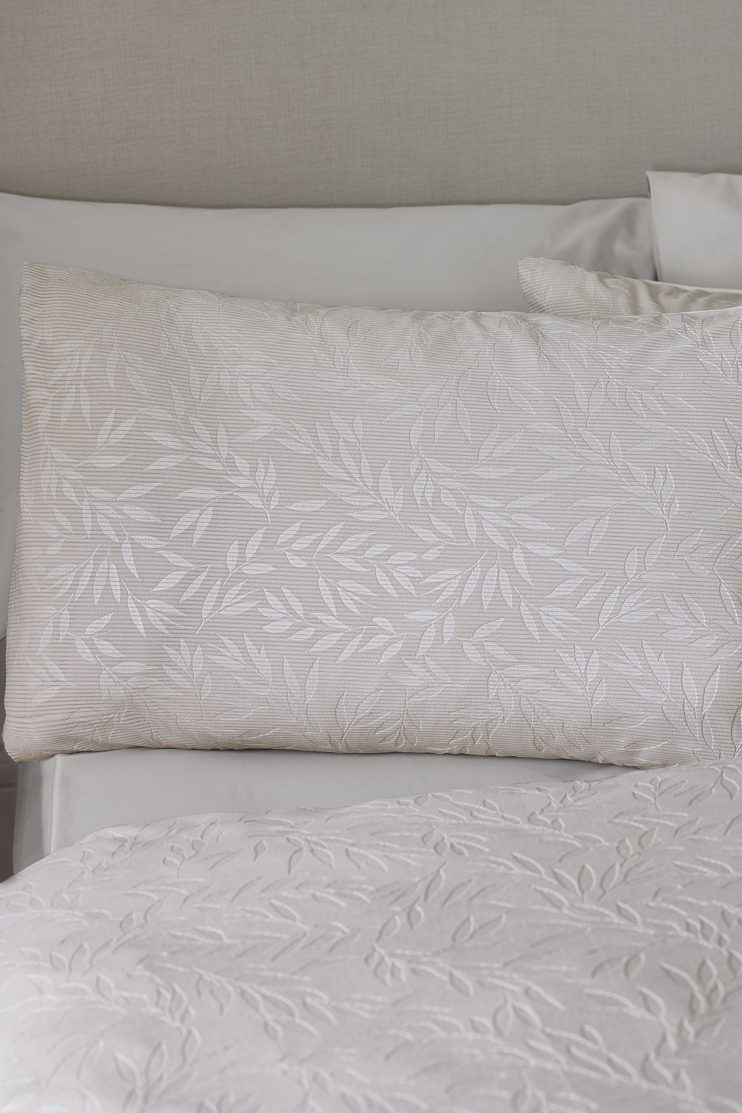 Catherine Lansfield 'Corded Leaves' Duvet Cover Set in Gold 2