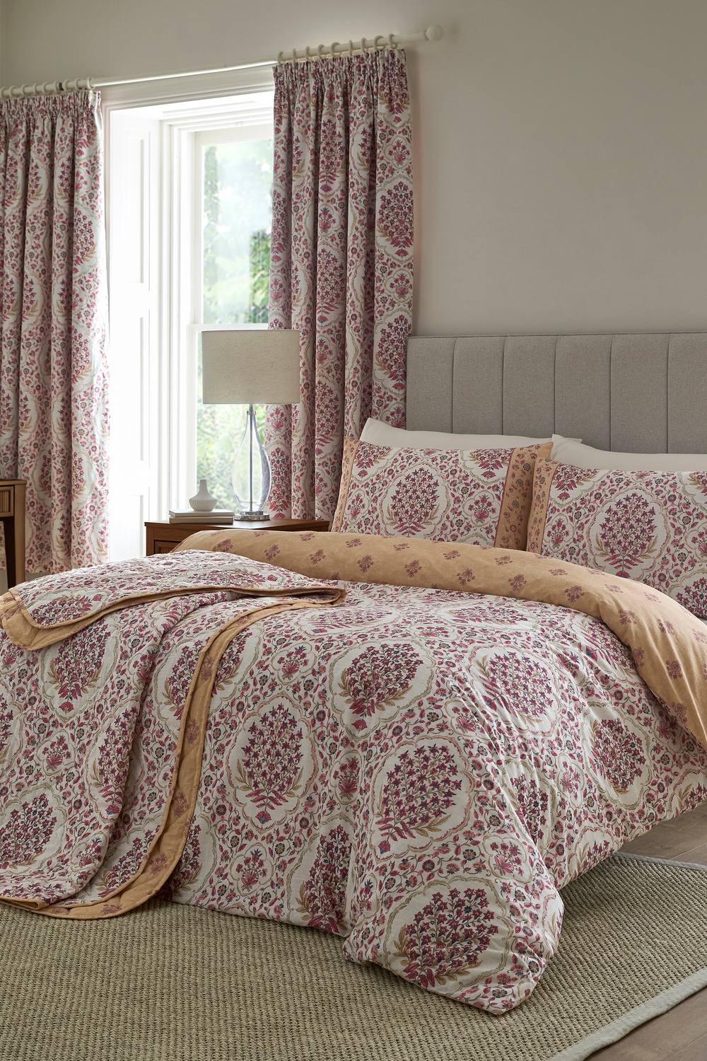 Dreams & Drapes 'Ashmead' 100% Cotton Damask Print Bedspread in Dark Red 3
