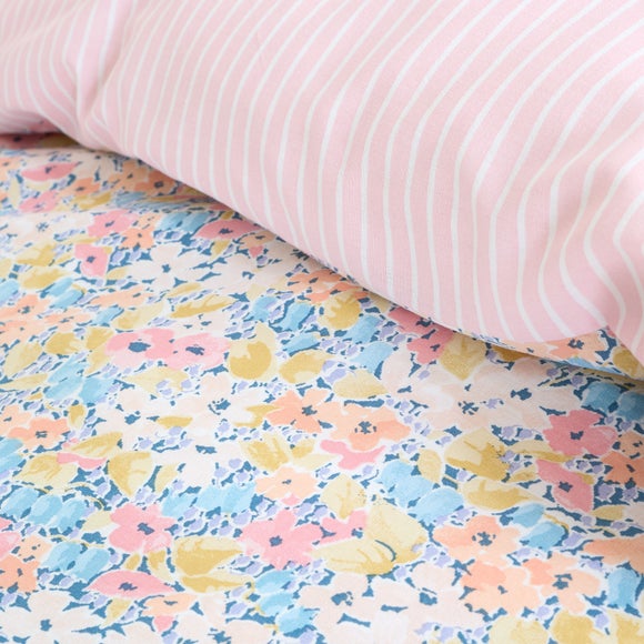 Catherine Lansfield Darcy Floral Reversible Duvet Cover & Pillowcase Set 4