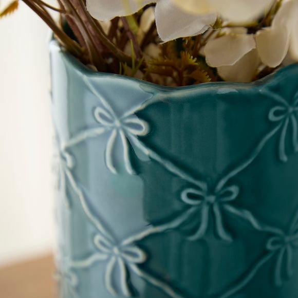 Blue Bow Vase 2