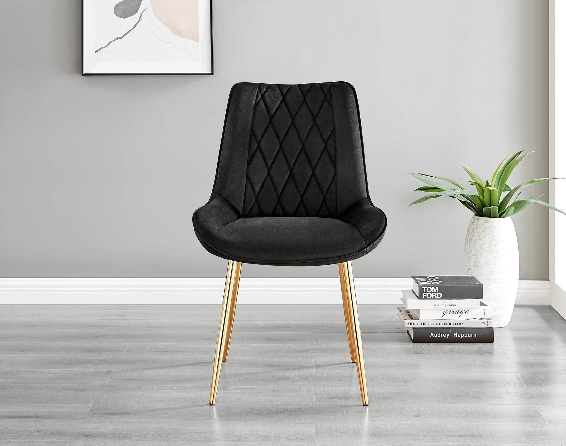 FurnitureboxUK Novara 100cm Round Tempered Glass Dining Table with Gold Legs & 4 Pesaro Velvet Chairs in Black