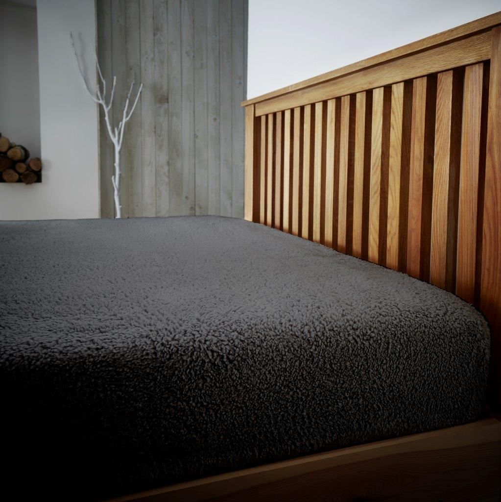 Smart Living Luxury Teddy Bear Fleece Fitted Sheet in Charcoal