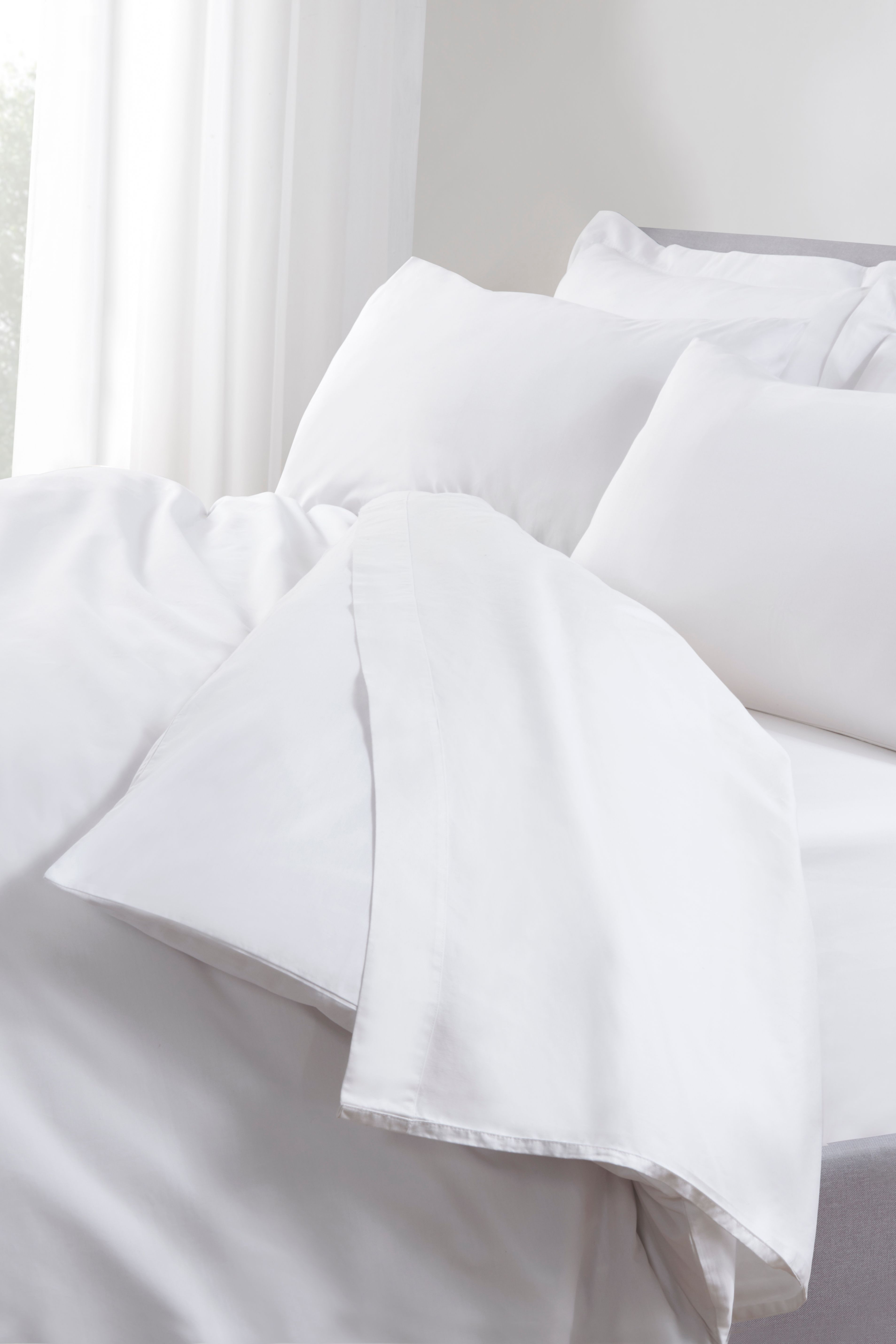 The Linen Consultancy 'TLC 5 Star Hotel Concept' 500TC Cotton Sateen Flat Sheet in White