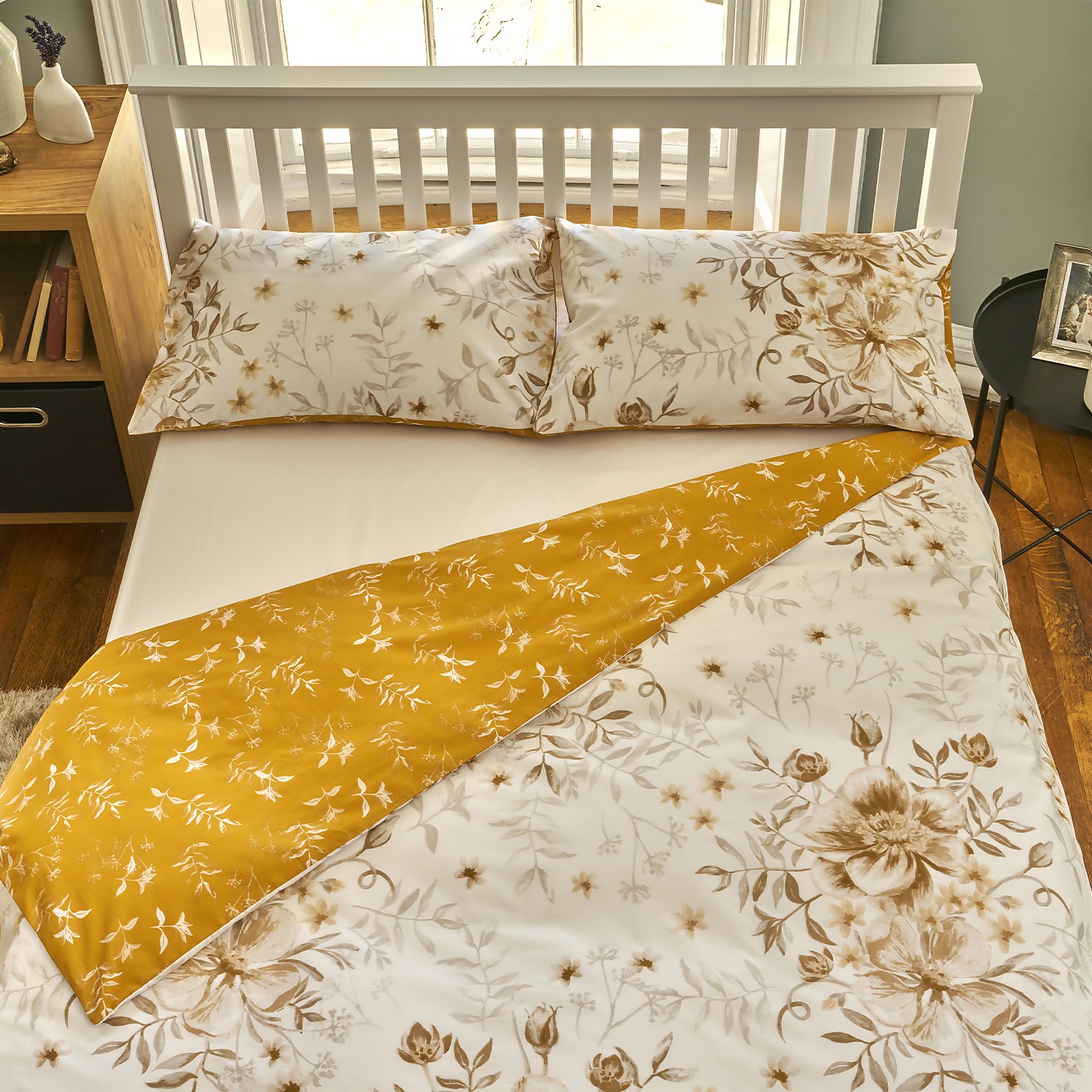 The Willow Manor Easy Care Percale King Duvet Set Peony Posy - Ochre & Natural