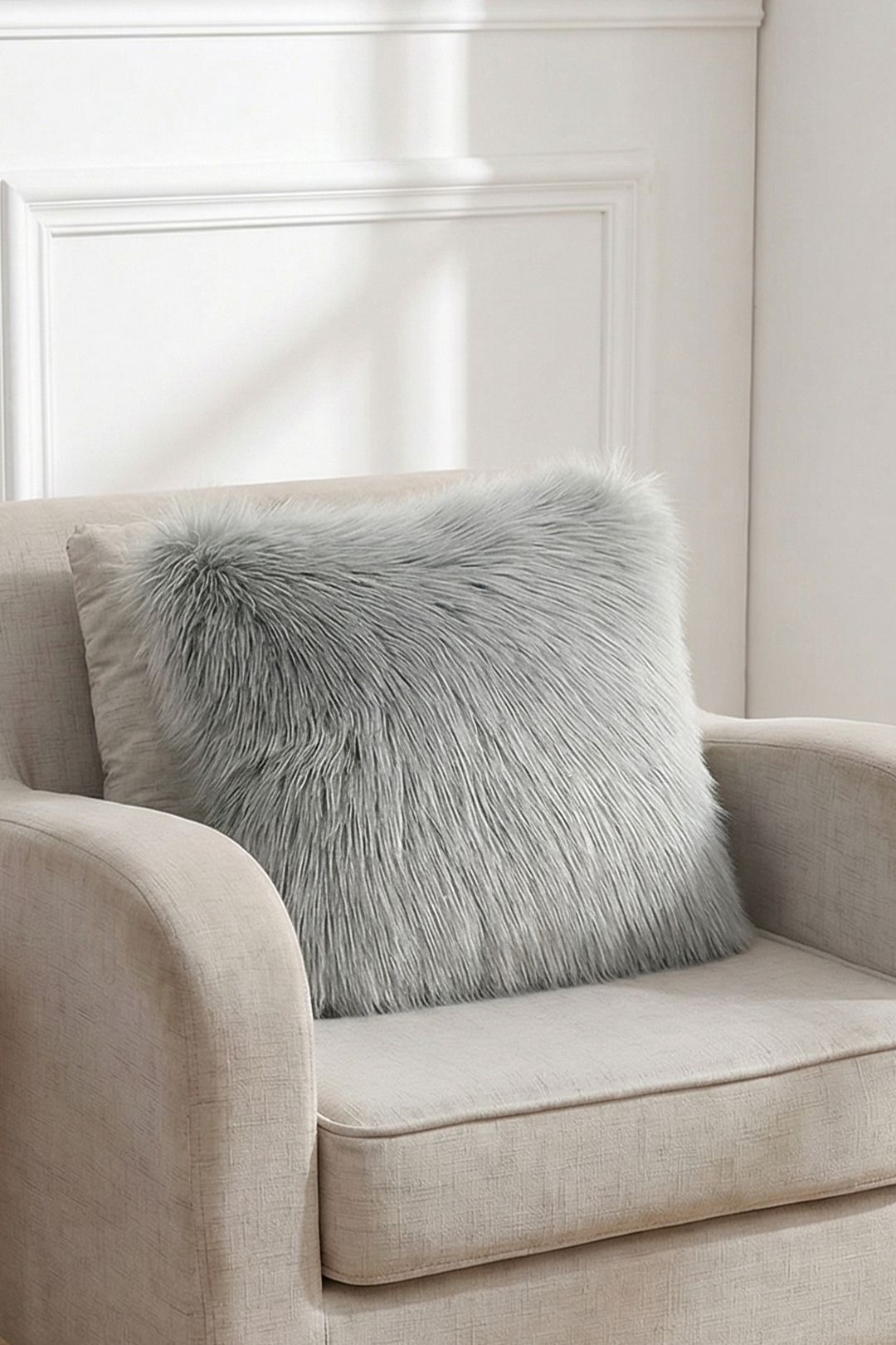 Living and Home 45*45cm Fluffy Faux Wool Grey Cushion Cover