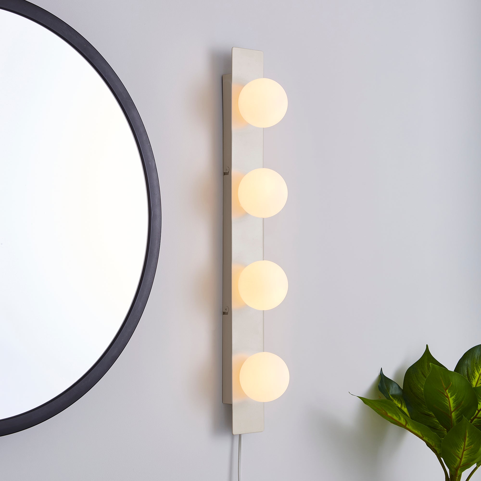 Coco Hollywood Mirror Light Matt Grey & White Matt Grey