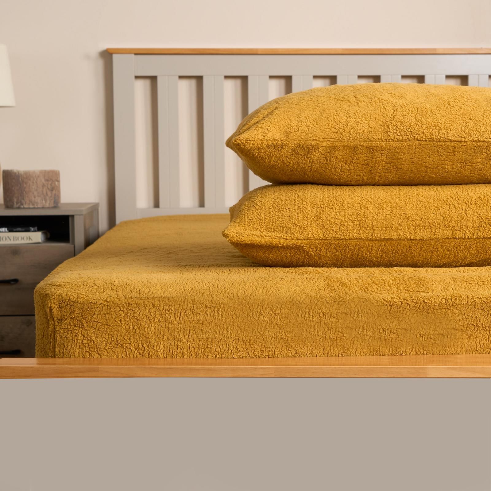 OHS Teddy Fleece Thermal Fitted Bed Sheet in Bright Yellow | Size: Double Fitted