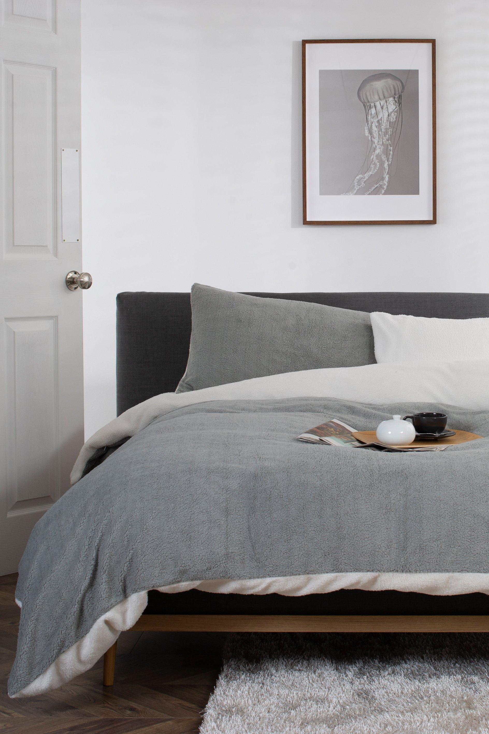 Teddington King Duvet Set