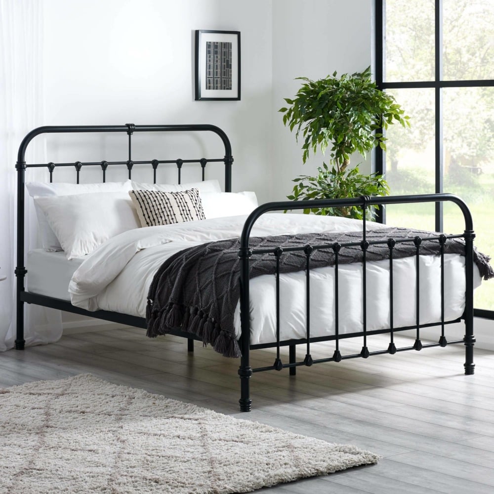 Logan - Double - High Footend Bed - Black - Metal - 4ft6
