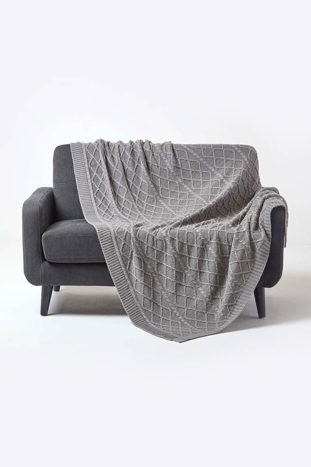 Homescapes Diamond Cable Knit Cotton Throw in Grey