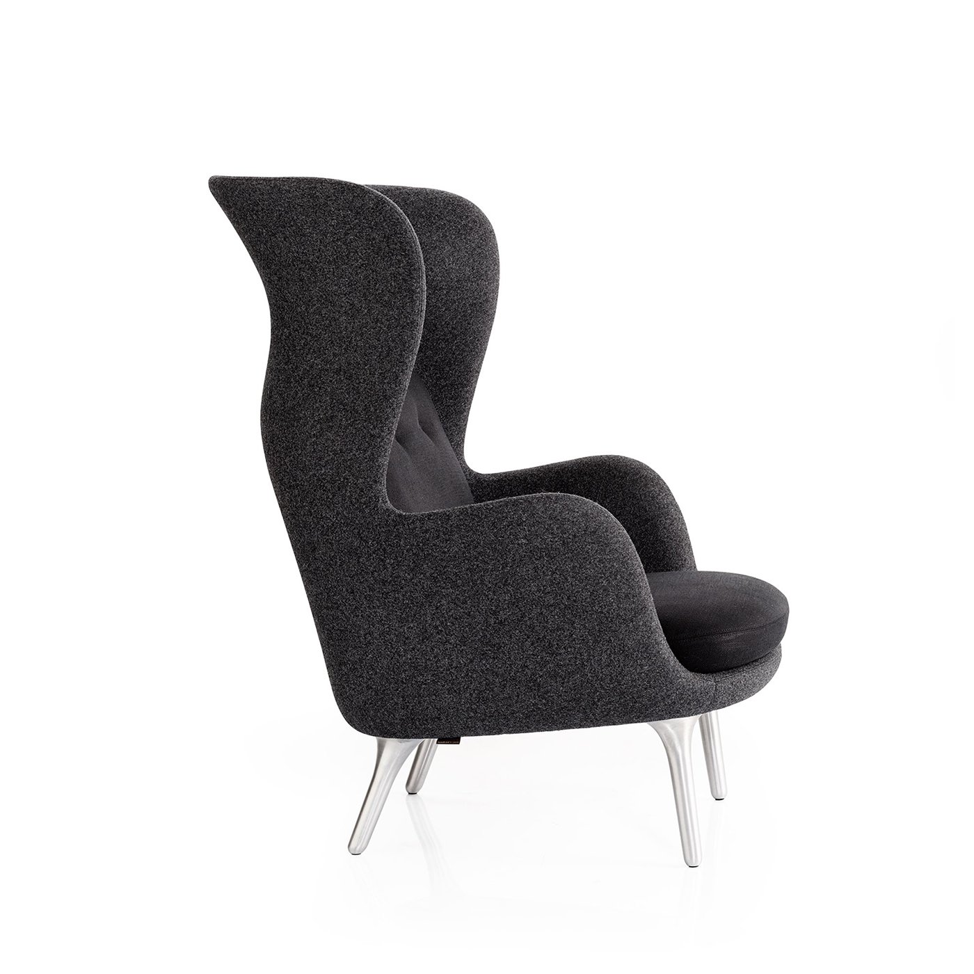 Fritz Hansen Ro Easy Chair Black Aluminium Legs