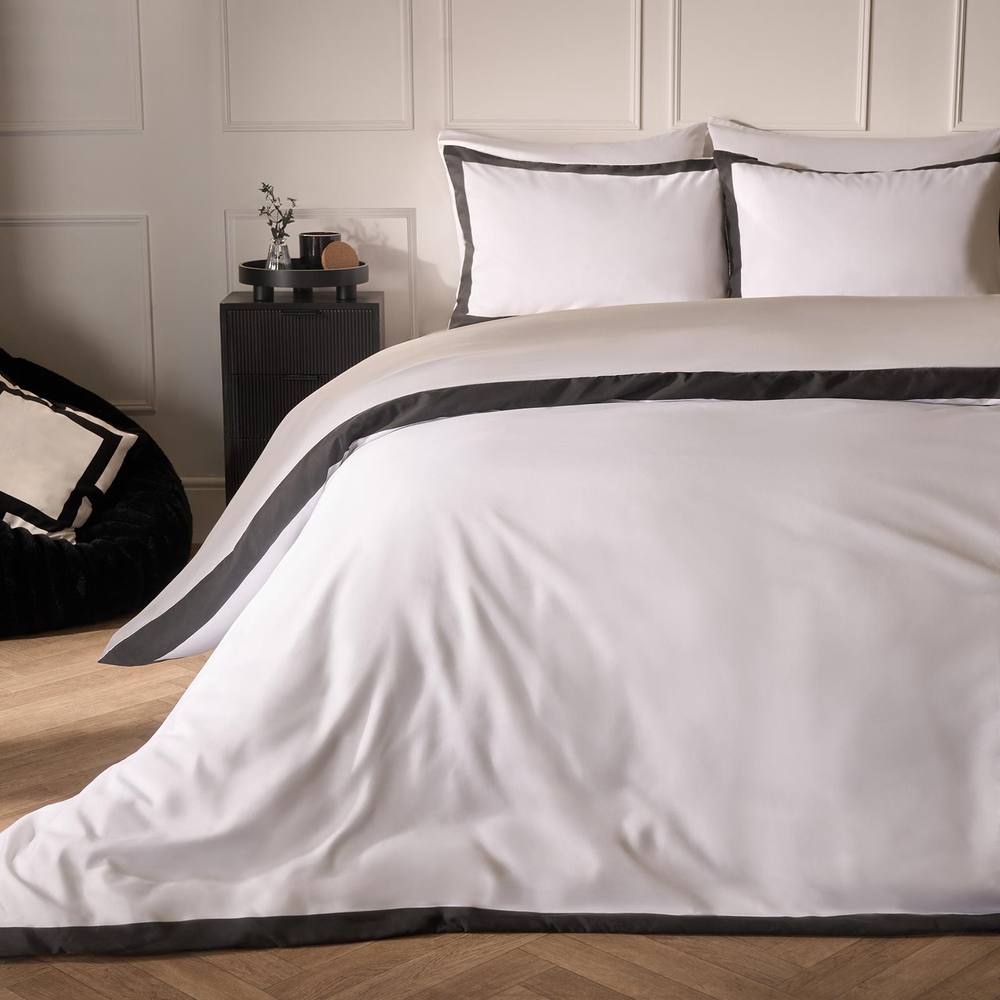 OHS Contrast Border Microfibre Bedding Set Duvet Cover with Pillowcase in Charcoal