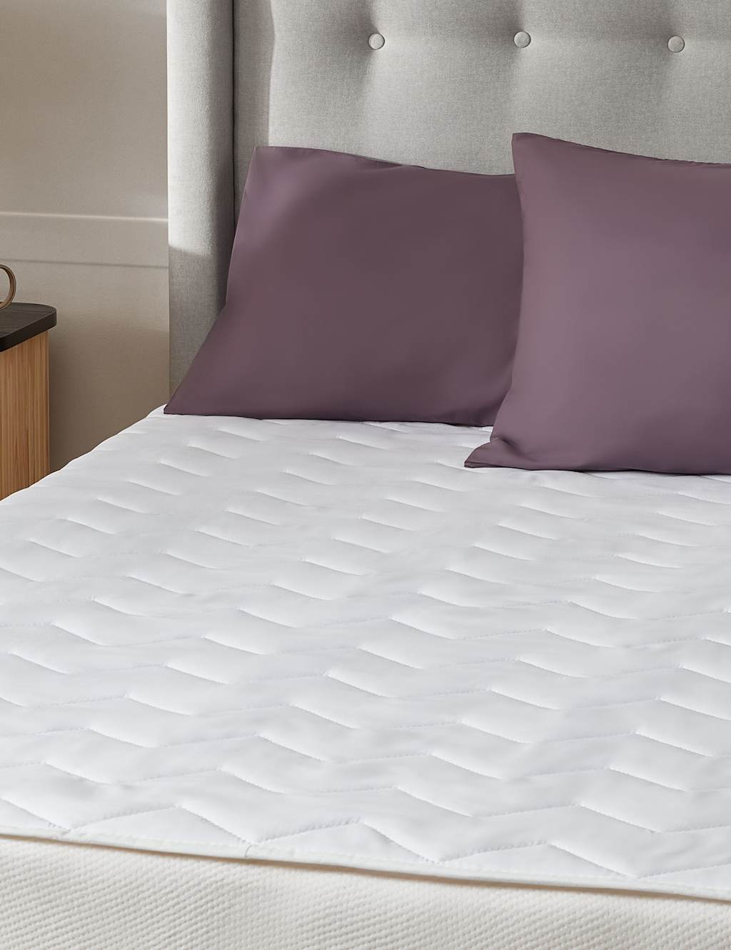 Silentnight Deep Sleep Mattress Protector White