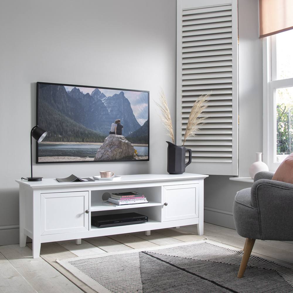 Nöa and Nani Karlstad TV Unit with Cupboards in White