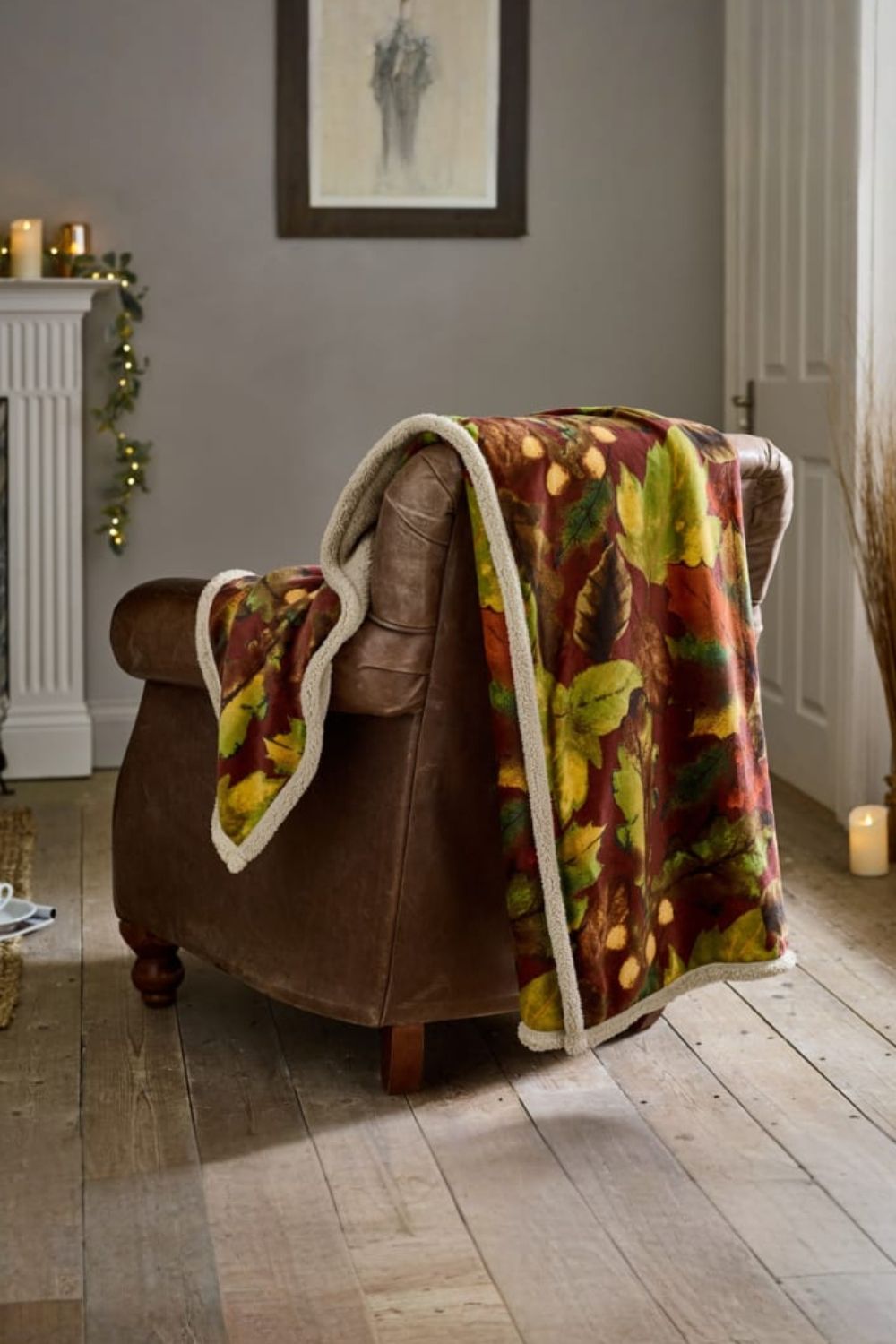 Deyongs Luxury Soft Cosy Warm Fleece Sherpa Throw Winter Leaves Rust 130x170cm | 1846 in Burnt Orange