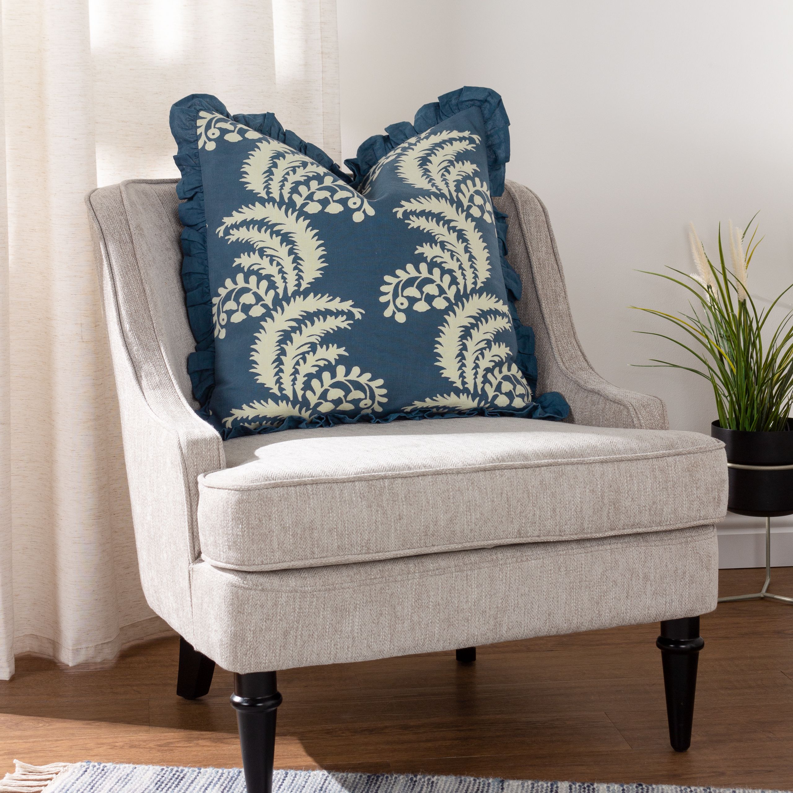 Paoletti Montrose 100% Cotton Fringed Leaf Cushion in Dark Blue