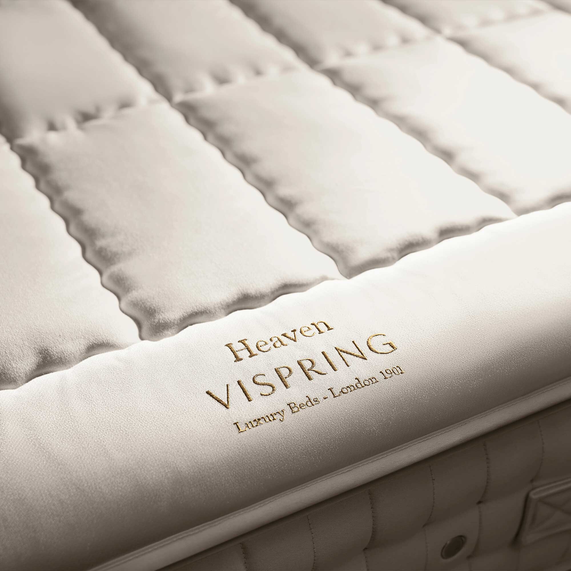 Vispring Heaven Super King Size Mattress Topper 182x200cm, White | Barker & Stonehouse