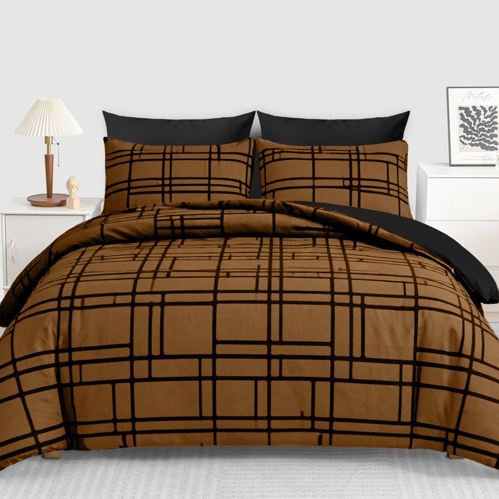 Pamposh Double Brushed Microfibre Duvet Cover Set With Zipper Closure in Brown