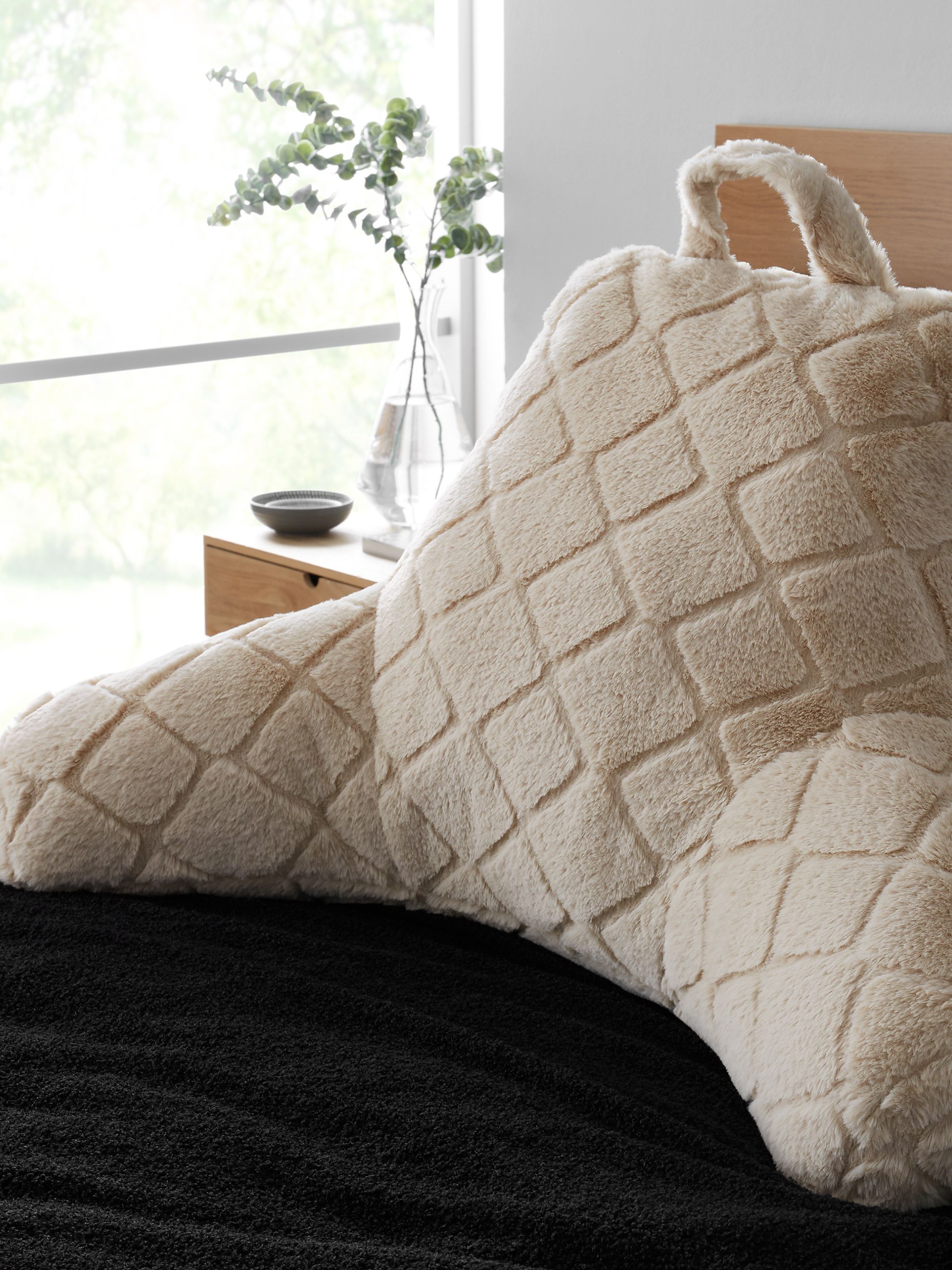 Catherine Lansfield 'Cosy Diamond' Cushion in Natural