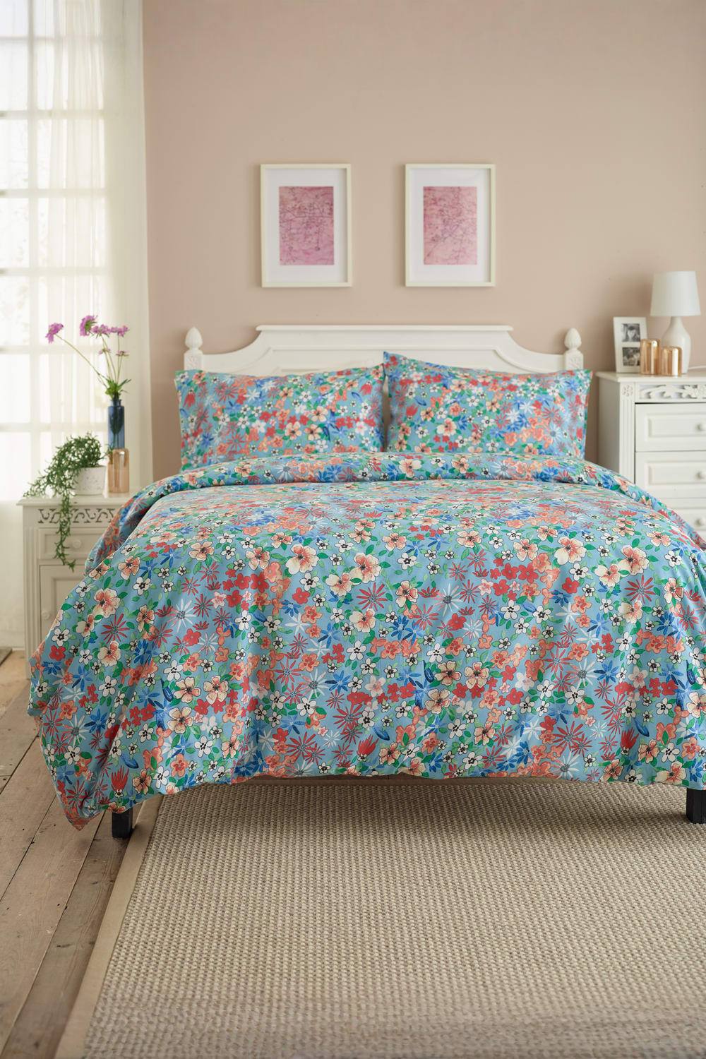 Deyongs Floral Mosaic Soft Cotton Duvet Set in Printed Design