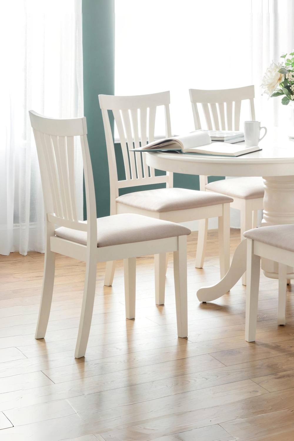 Julian Bowen Stanmore Dining Chair (Set of 2) in Ivory