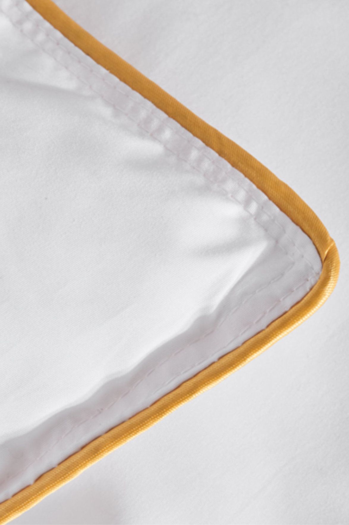 Ezysleep 10.5tog Premium Goose Feather & Down Duvet in White 4